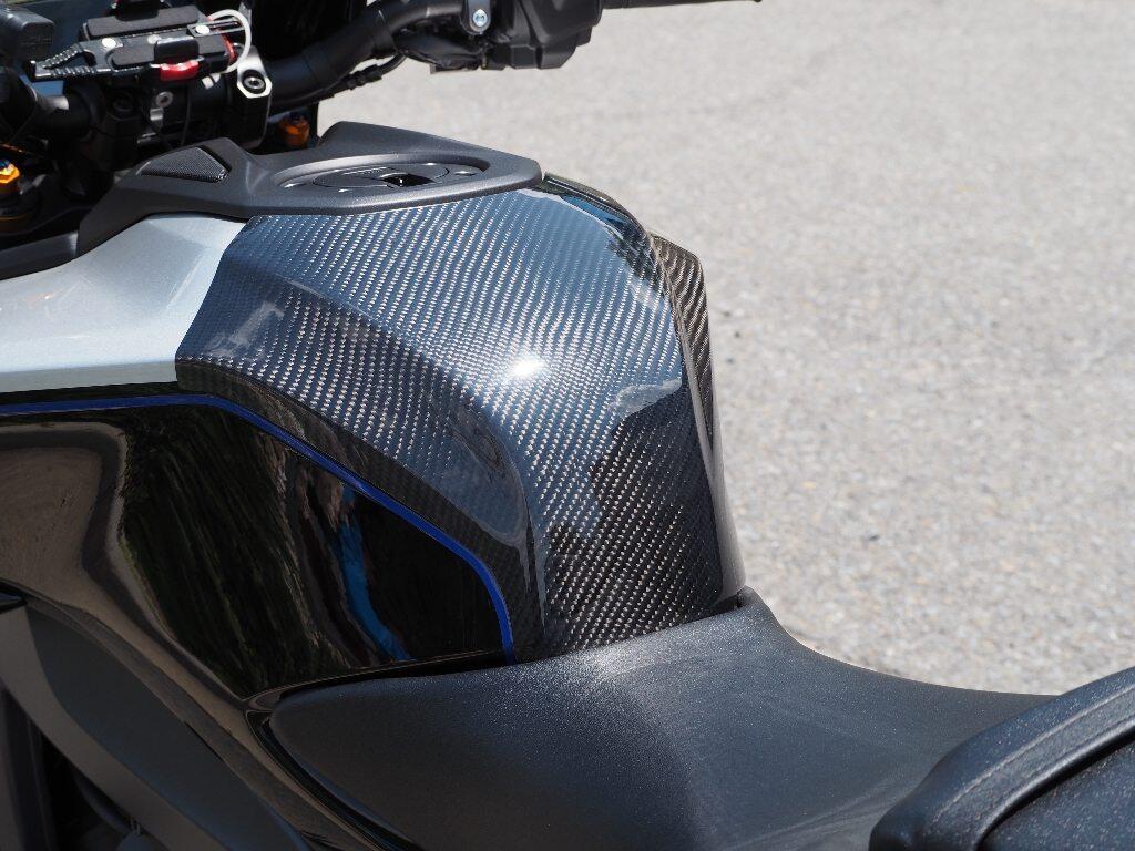 Magical Racing マジカルレーシング タンクエンド MT09 SP YAMAHA ヤマハ タンクカバー タンク関連 外装 タイプ:FRP製・黒 / MagiVeilセラミックコーティング:なし