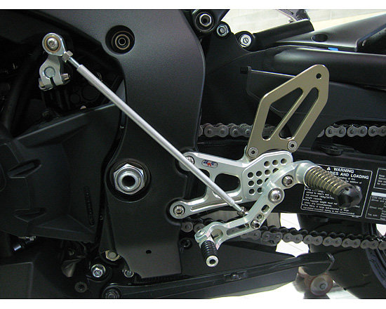 Robby Moto Engineering ロビーモトエンジニアリング バックステップ SBKモデル CBR1000RR HONDA ホンダ ステップ 足回り｜ウェビック　店