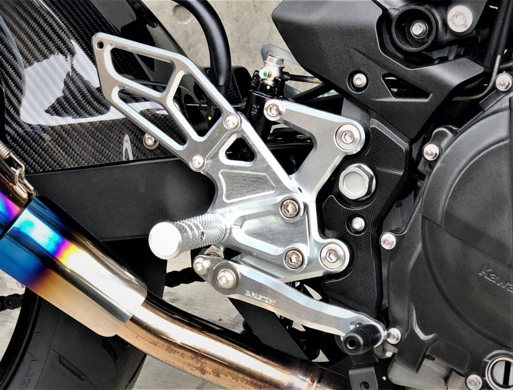 K-FACTORY ケイファクトリー ライディングステップ NINJA400 KAWASAKI カワサキ バックステップ ステップ 足回り|ウェビック 店
