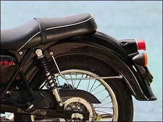 CHIC DESIGN シックデザイン クラシックフェンダー リア メグロ S1 KAWASAKI カワサキ リアフェンダー フェンダー関連 外装｜ウェビック　店