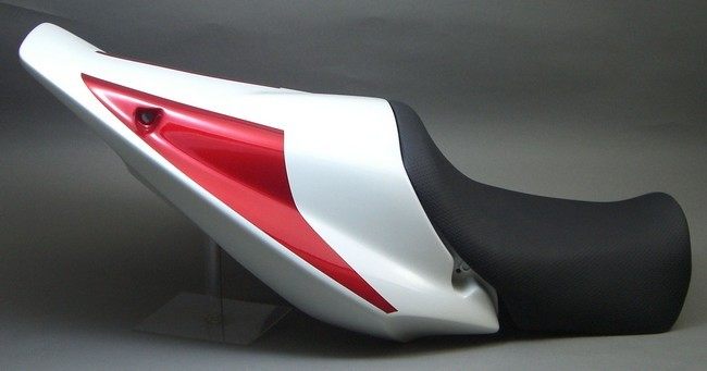 楽天市場】A-TECH エーテック シングルシートカウル CB1300