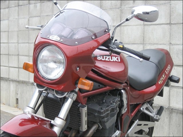 CHIC DESIGN シックデザイン ロードコメット GSF1200 SUZUKI スズキ ビキニカウル カウル関連 外装 スクリーンカラー：スモーク / カラー：パールノベルティブラック