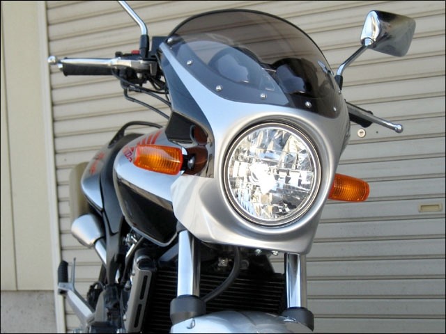 CHIC DESIGN シックデザイン ロードコメット ホーネット250 HONDA ホンダ ビキニカウル カウル関連 外装 スクリーンカラー：クリア / カラー：デジタルシルバーメタリック／Gブラック｜ウェビック　店