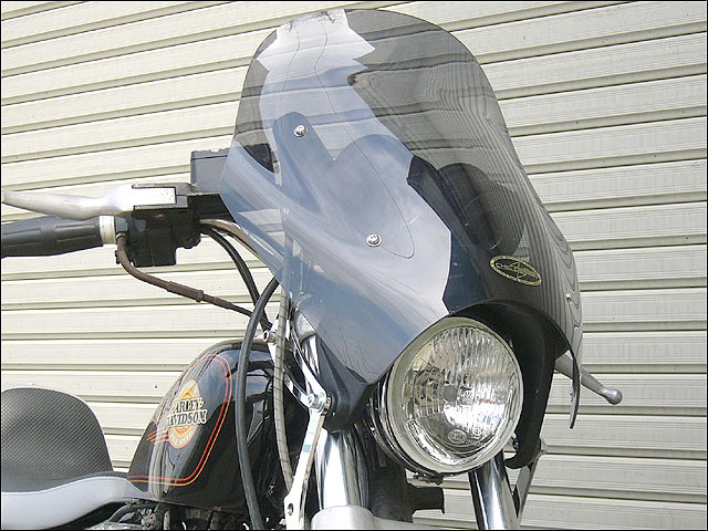 CHIC DESIGN シックデザイン スポーツシールド SPORTSTERファミリー HARLEY-DAVIDSON ハーレーダビッドソン スクリーン 外装｜ウェビック　店 27,132円