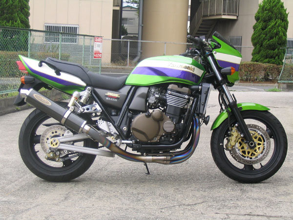 techserfu テックサーフ [ALL TITANIUM Exhaust TYPE-2] オールチタニウムエキゾーストマフラー タイプ-2 ZRX1100 KAWASAKI カワサキ フルエキゾーストマフラー マフラー エキゾースト表面仕上げ：研磨 / サイレンサー構造素材：ステンレス｜ウェビック　店