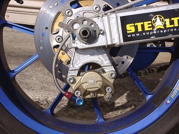 Dトラッカー　250 ハンドブレーキ　手ブレ　キャリパーサポート　ウイリー スタントには必須 キャリパーブラケット D-トラッカー/KLX250｜AxxL