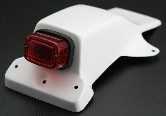 A-TECH エーテック ストリンガー テールフェンダー エイプ100 HONDA ホンダ リアフェンダー フェンダー関連 外装
