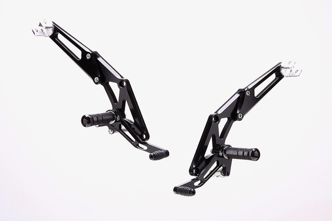 STRIKER ストライカー STEP KIT[ストライカーステップキット] Type DPS CB400SF CB400SB HONDA ホンダ バックステップ ステップ 足回り