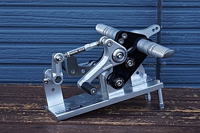 BORE ACE ボアエース バックステップ SR400 YAMAHA ヤマハ ステップ 足回り