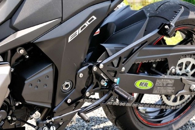 WOODSTOCK ウッドストック タンデム仕様バックステップキット Z800 KAWASAKI カワサキ バックステップ ステップ 足回り|ウェビック 店