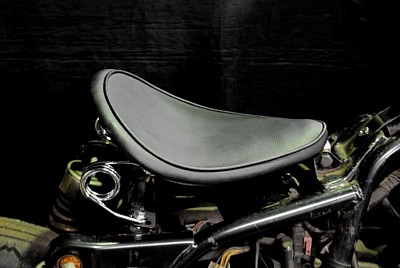 部品屋K&W 専用ソロシートキット スプリングタイプ (プレーン) エストレヤ KAWASAKI カワサキ シート シート関連 外装