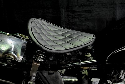 部品屋K&W 専用ソロシートキット スプリングタイプ ステッチD SR400 SR500 YAMAHA ヤマハ シート シート関連 外装