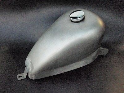 部品屋K&W ハイマウント スポーツスタータンク SR500 SR400 YAMAHA ヤマハ ガソリンタンク タンク関連 外装｜ウェビック　店