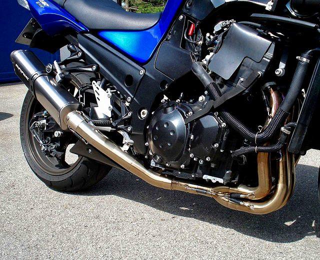BODIS ボディス フルエキゾーストシステム 4-1 ステンレス/フルチタン Three-Tec WM ZZR1400 KAWASAKI カワサキ フルエキゾーストマフラー マフラー｜ウェビック　店