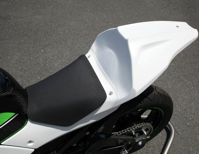 Magical Racing マジカルレーシング シートカウルキット ニンジャ250 KAWASAKI カワサキ シートカウル・テールカウル カウル関連 外装|ウェビック 店
