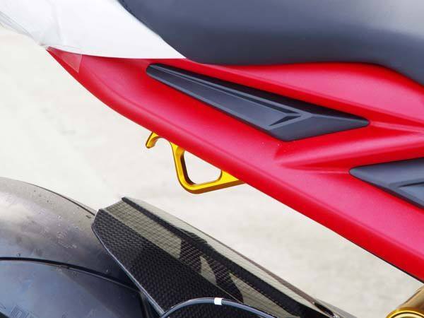 BABYFACE ベビーフェイス レーシングフック DAYTONA675 STREET TRIPLE TRIUMPH トライアンフ レーシングフック・タイダウンフック 外装