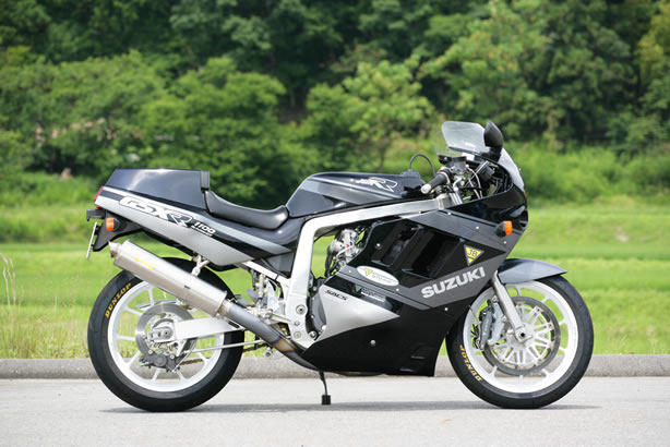 JB POWER(BITO R&D) JBパワー(ビトーR&D) JB-POWER チタン手曲げフルエキゾーストマフラー GSX-R1100 SUZUKI スズキ フルエキゾーストマフラー マフラー｜ウェビック　店