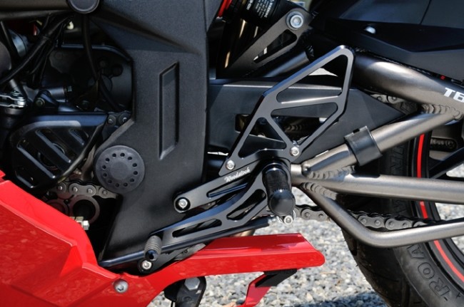 WOODSTOCK ウッドストック バックステップキット MEGELLI250R MEGELLI メガリ バックステップ ステップ 足回り