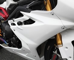Magical Racing マジカルレーシング サイドカウル Daytona675 TRIUMPH トライアンフ サイドカウル・サイドカバー カウル関連 外装