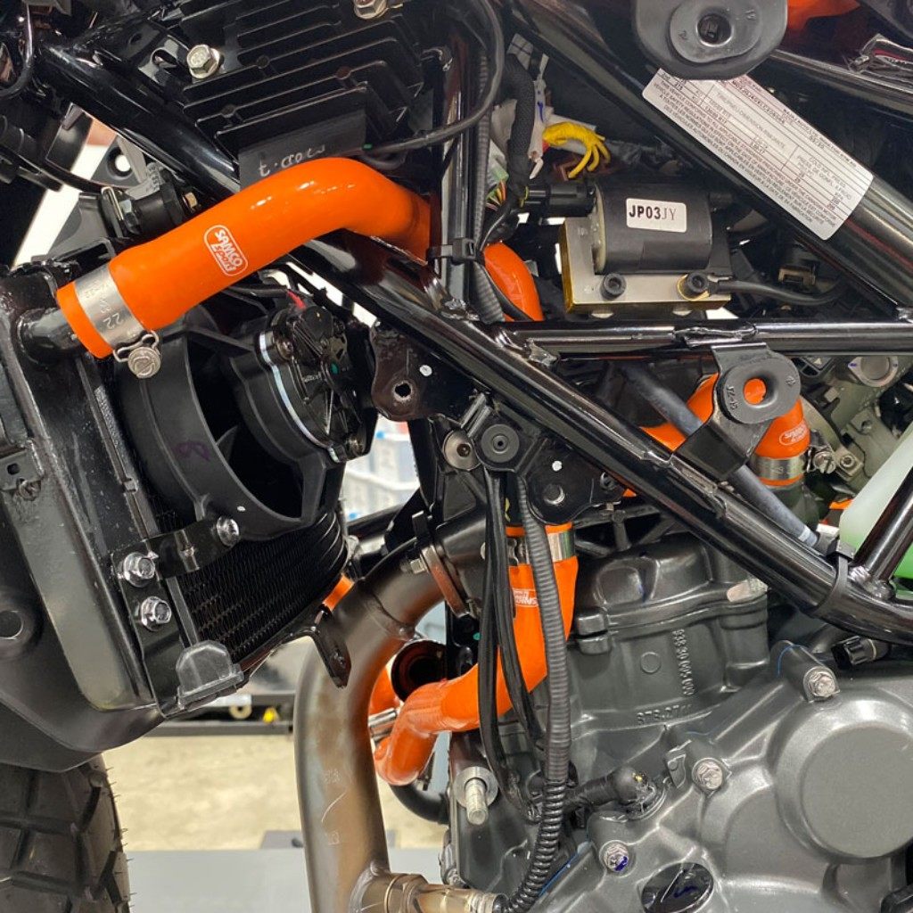SAMCO SPORT サムコスポーツ クーラントホース(ラジエーターホース) 390 Adventure KTM ラジエーター 冷却関連 エンジン カラー:ダークグリーン(限定色)|ウェビック 店