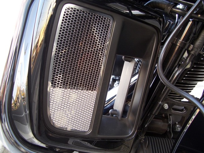 TERADA MOTORS テラダモータース ツインクールドモデル用 ラジエターコアガード TOURING [ツーリング] ファミリー HARLEY-DAVIDSON ハーレーダビッドソン ラジエーター 冷却関連 エンジン｜ウェビック　店