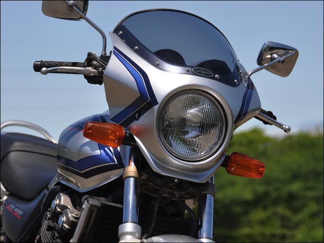 CHIC DESIGN シックデザイン マスカロード CB400スーパーフォア HONDA ホンダ ビキニカウル カウル関連 外装 カラー：ブラック / スクリーンカラー：クリア