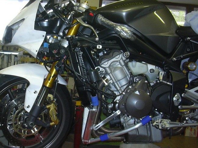H2O Performance エイチツーオーパフォーマンス サブラジエター DAYTONA675 [デイトナ] TRIUMPH トライアンフ ラジエーター 冷却関連 エンジン