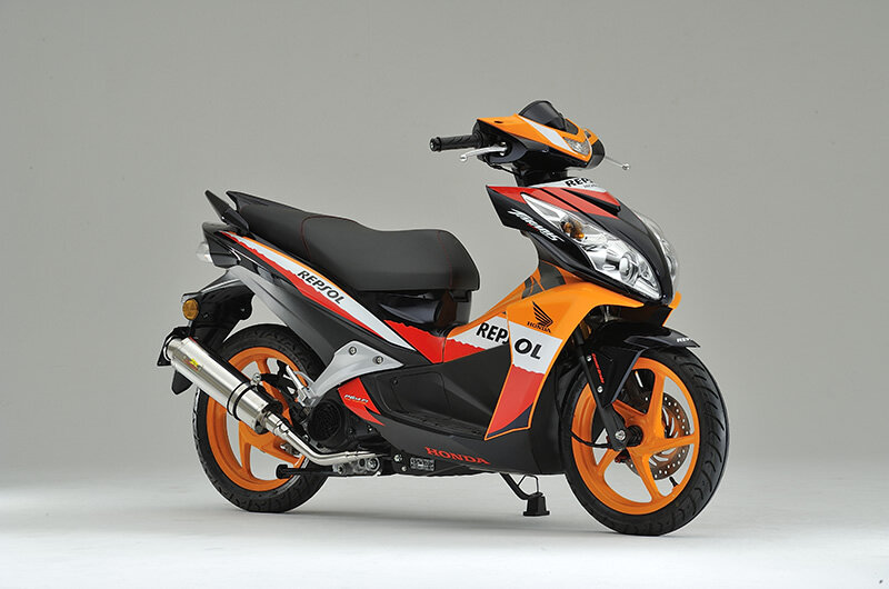 Realize リアライズ 22レーシング フルエキゾーストマフラー タラニス110/GP HONDA ホンダ マフラー