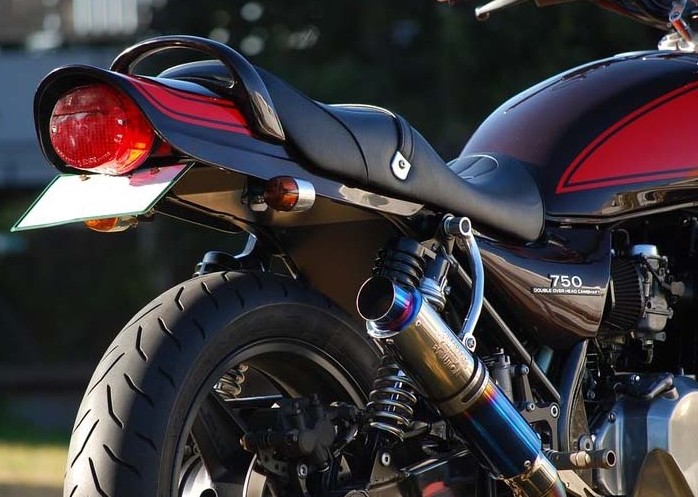 Bagus! バグース 一体式フェンダーレスキットブラック ゼファー750 KAWASAKI カワサキ フェンダーレスキット フェンダー関連 外装 タイプ：ノーマルテールランプ仕様用