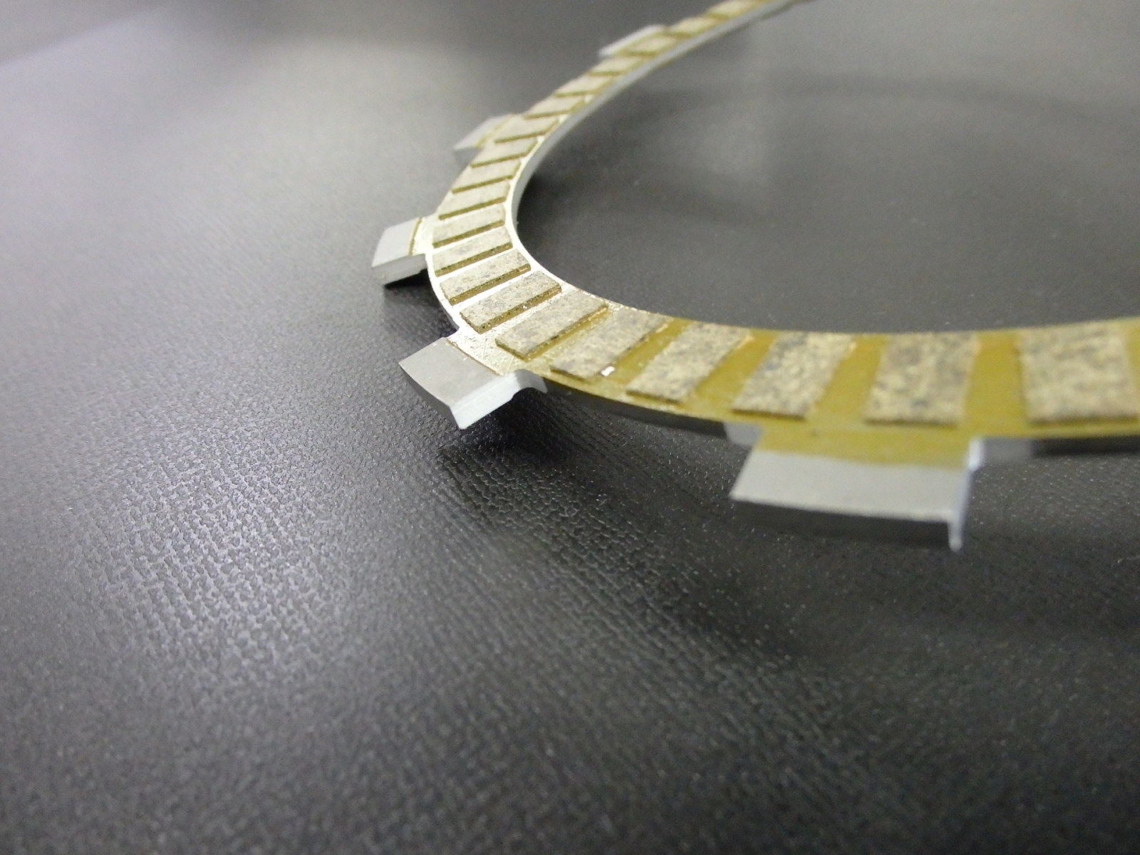 送料無料GSX250S刀 クラッチキット GJ76A カタナ 純正 即決