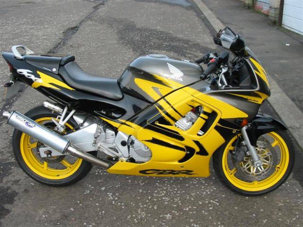 Pyramid Plastics ピラミッドプラスチック ソロ・シート・カウル(Solo Seat Cowl) CBR600 HONDA ホンダ シングルシートカウル シート関連 外装｜ウェビック　店