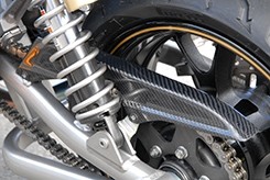 Magical Racing マジカルレーシング チェーンガード ZRX1200ダエグ KAWASAKI カワサキ チェーンカバー 外装｜ウェビック　店