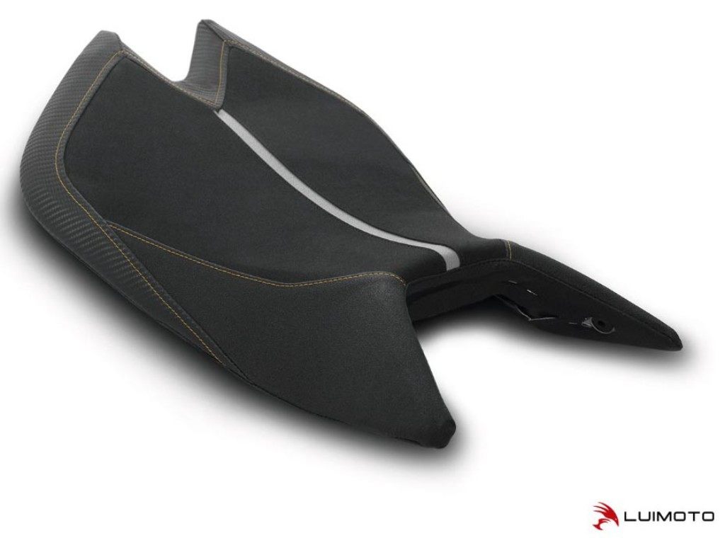 LUIMOTO ルイモト フロントシートカバー GP II RSV4 1100 FACTORY TUONO V4 APRILIA アプリリア シートカバー シート関連 外装 カラー／素材：SP シルバー／スエード ブラック／TEC-GRIP／CF ブラック／ダーク ゴールド ステッチ