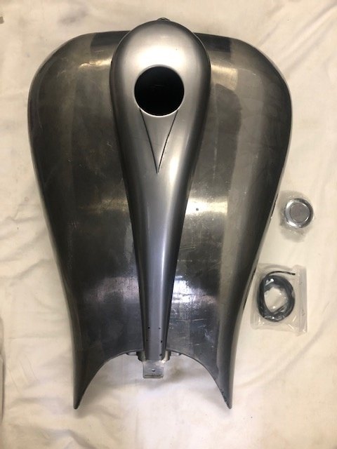 部品屋K&W 鉄製Baggerバガー用ガソリンタンク HARLEY-DAVIDSON ハーレーダビッドソン ガソリンタンク タンク関連 外装|ウェビック 店