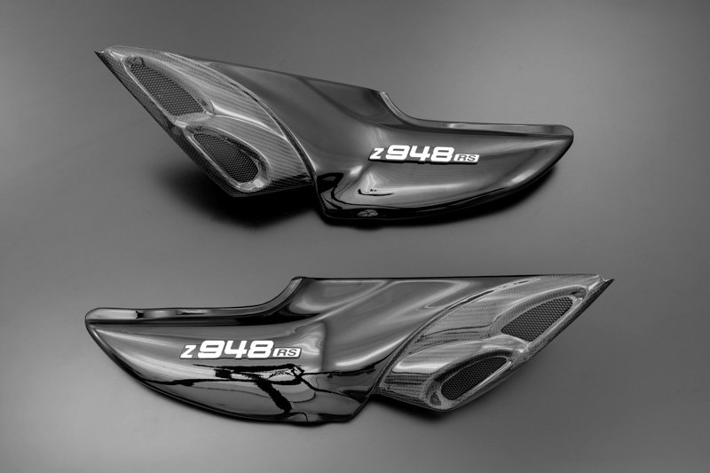 ARCHI アーキ Double Bubble Intake (D.B.I./ダブル・バブル・インテーク) Z900RS CAFE SE KAWASAKI カワサキ エアスクープ・エアダクト 外装 カラー:メタリックスパークブラック|ウェビック 店