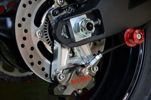 AGRAS アグラス リアキャリパーサポート ZX-10R KAWASAKI カワサキ キャリパーサポート・ブラケット ブレーキ