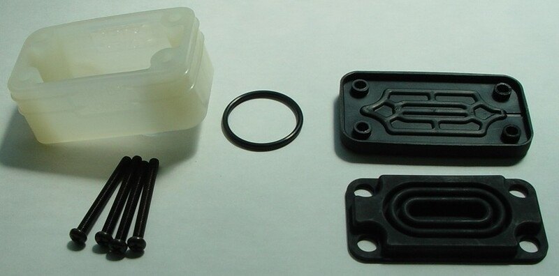 EUROPE IMPORT GOODS ヨーロッパ輸入商品 フロントブレーキマスターシリンダータンクキット SUZUKI GN 400 L GS 1000 G 450 E S 750 850 スズキ マスターシリンダータンクキャップ・リザーバーカバー ブレーキ