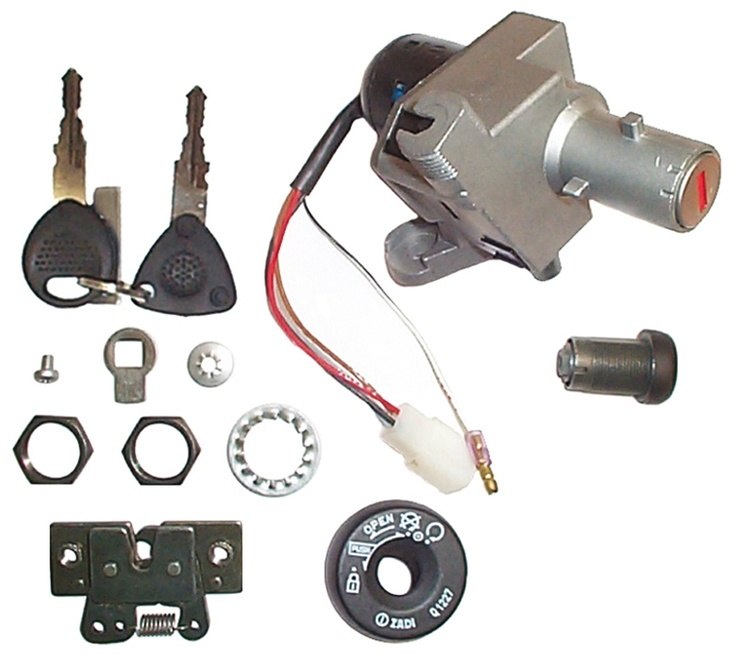 V PARTS ブイパーツ イグニッションスイッチ Derbi GP1 50 ATLANTIS 100 2T E2 4T AC BULLET H2O LC O2 CITY REDBULLET TWO CHIC 125 LOW SEAT E3 OPEN RACING MAX 250 APRILIA アプリリア DERBI デルビ キーシリンダー・鍵 スイッチ・ハーネス関係 電装系