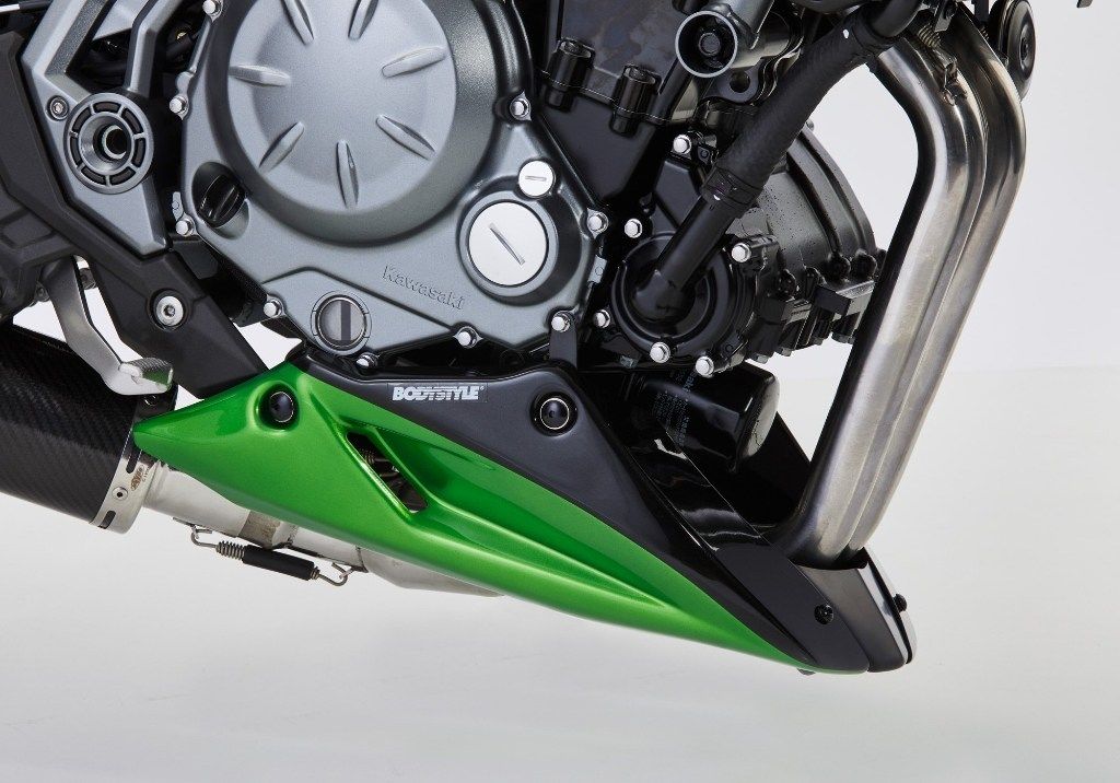 BODY STYLE ボディースタイル Sportsline belly pan Z650 KAWASAKI カワサキ アンダーカウル カウル関連 外装 colour：green/black／colour code：Candy Lime Green 3，51P/Metallic Spark Black，660/15Z