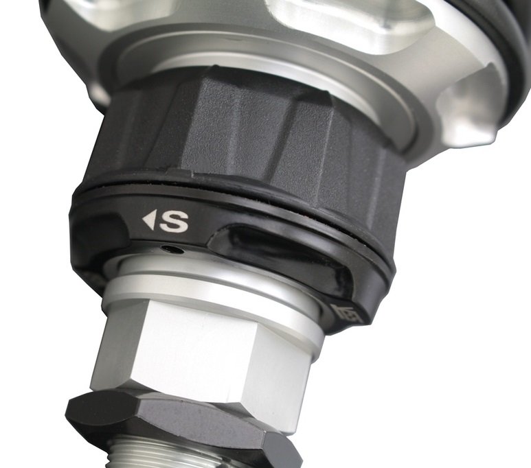 YSSワイエスエスSPORTSLINEリアツインショック【Zシリーズ】Z362スプリングカラー:クロームメッキ/ボディーカラー:ブラックINAZUMA400