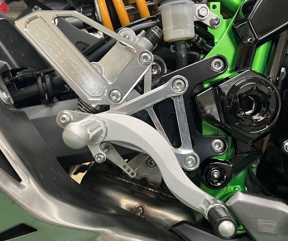 BEET ビート ハイパーバンク Z900SE Z900 KAWASAKI カワサキ バックステップ ステップ 足回り