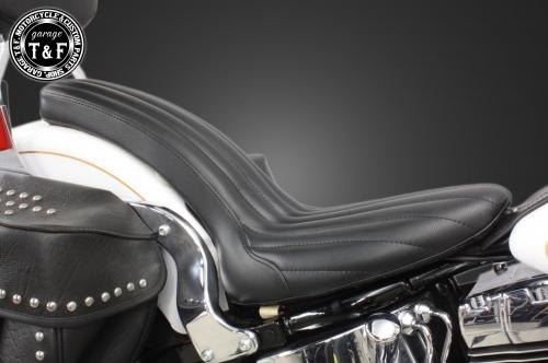 Garage T&F ガレージ 150/MU85タイヤ用コブラシート HARLEY-DAVIDSON ハーレーダビッドソン シート シート関連 外装 19,227円