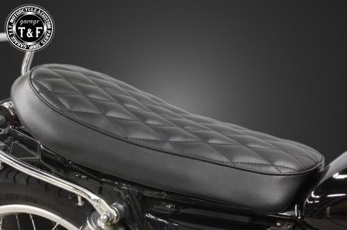 Garage T&F ガレージ ダイヤシート(Face-4) SR400 YAMAHA ヤマハ シート シート関連 外装｜ウェビック　店