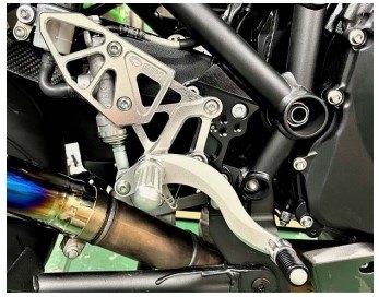 BEET ビート ハイパーバンク Ninja H2 SX SE KAWASAKI カワサキ バックステップ ステップ 足回り カラー：ブラック(カラーオーダー仕様)