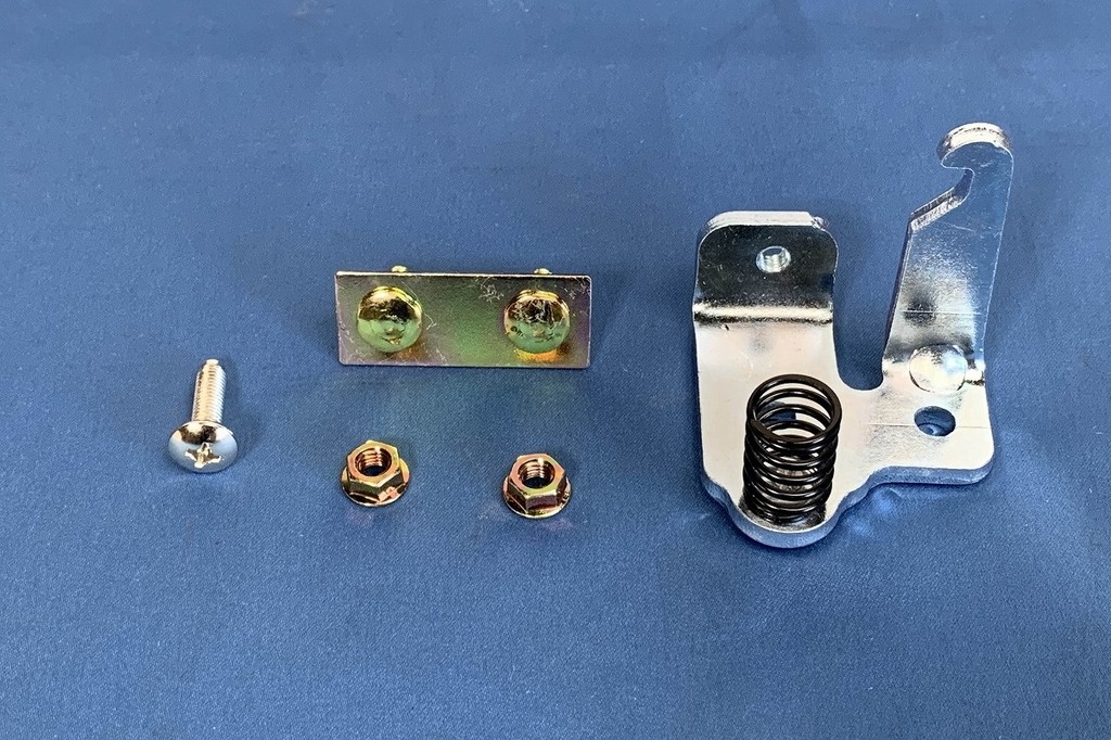 MIZUNO MOTOR ミズノモーター 【ゼス】 RZ250／350用 シート用金具 RZ250 RZ350 YAMAHA ヤマハ その他シートオプション・補修部品 シート関連 外装