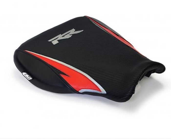 LUIMOTO ルイモト フロントシートカバー CBR600RR HONDA ホンダ シートカバー シート関連 外装 カラー:CFブラック/ブラック/レッド/シルバー/シルバーRRロゴ|ウェビック 店