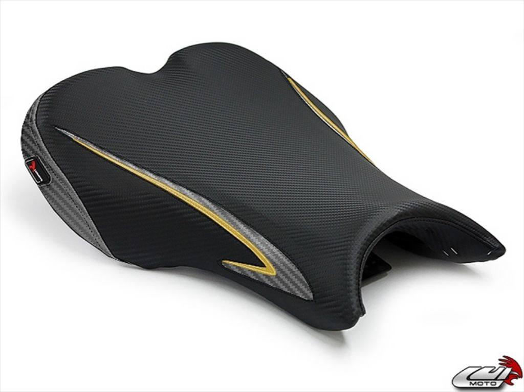 LUIMOTO ルイモト フロントシートカバー DAYTONA 675 TRIUMPH トライアンフ シートカバー シート関連 外装 カラー：CFガンメタ／ゴールド