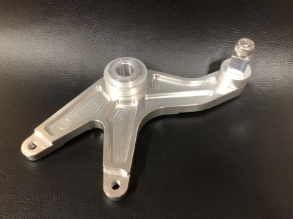 Bull Docker TAGOS ブルドッカータゴス 84キャリパーサポート＋アクスルカラーセット GPZ900R KAWASAKI カワサキ キャリパーサポート・ブラケット ブレーキ