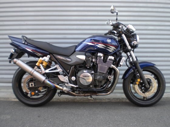 ASAHINA RACING アサヒナレーシング GP Formula スリップオン XJR1300FI YAMAHA ヤマハ スリップオンマフラー マフラー サイレンサー長:300mm / オプション専用バッフル:なし / エンド部:スタンダードエンド / オプションサイレンサーステー:あり|ウェビック 店