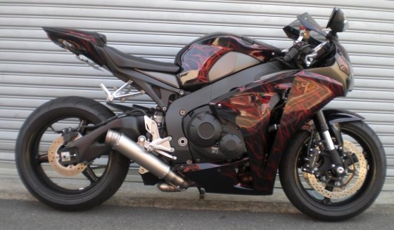 ASAHINA RACING アサヒナレーシング GP Formula スリップオン CBR1000RR HONDA ホンダ スリップオンマフラー マフラー サイレンサー長：480mm / エンド部：ラージエンド / オプション専用バッフル：ラージエンド用